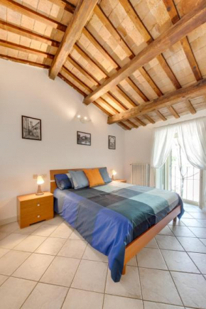 Hotels in Dovadola
